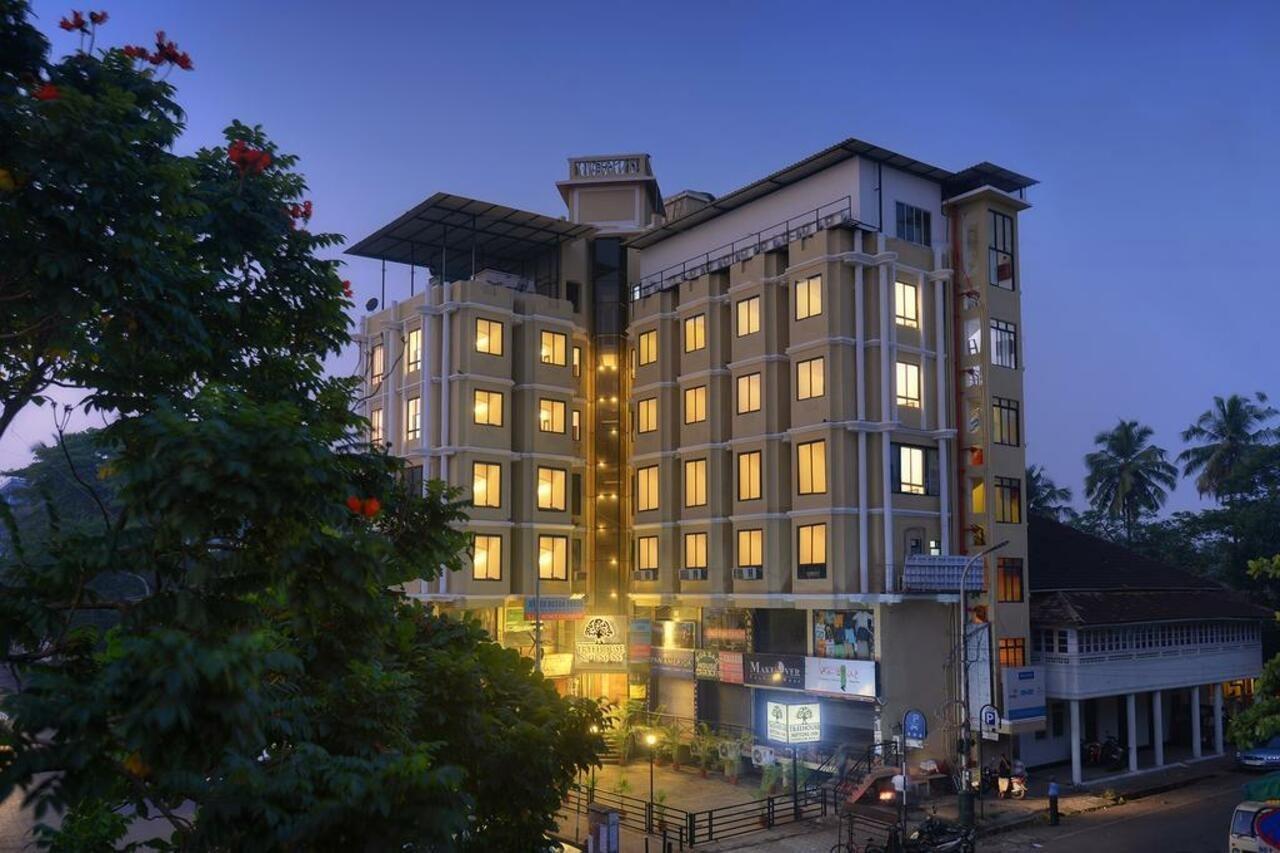 Treehouse Neptune Inn Panaji Exterior foto