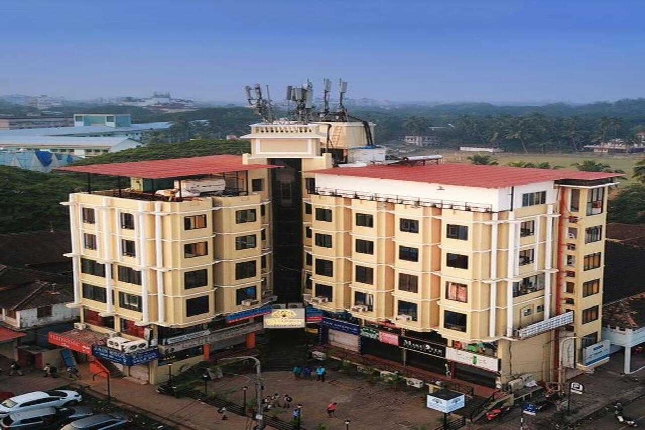 Treehouse Neptune Inn Panaji Exterior foto